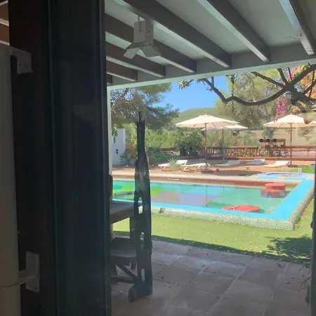Bed and Breakfast Ibiza Paradise *