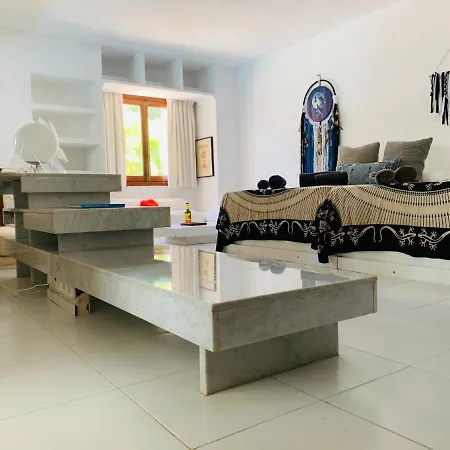 Panzió Ibiza Paradise